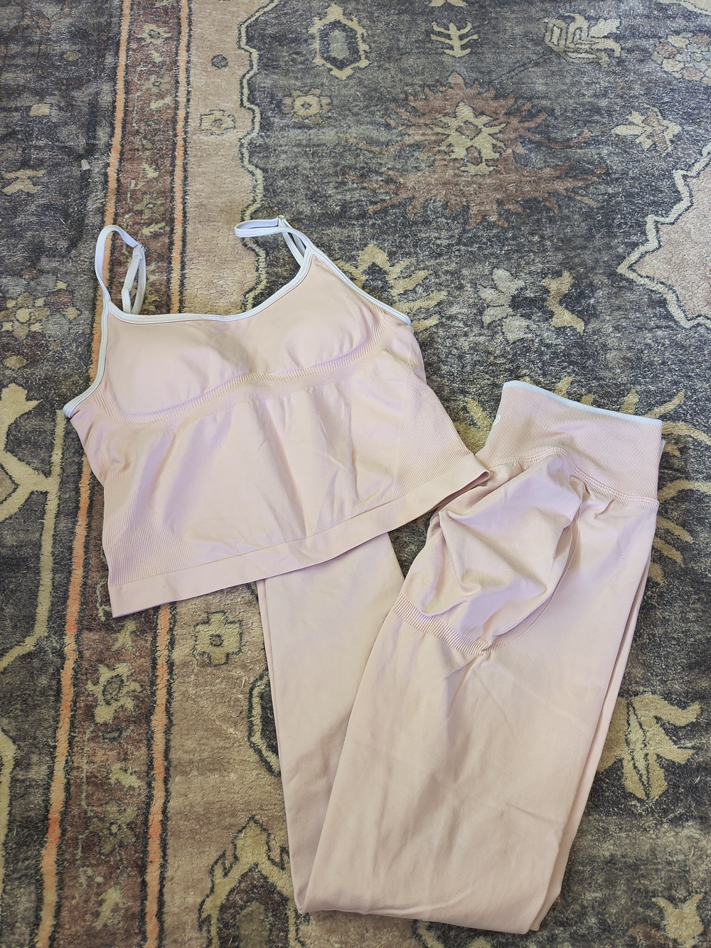 Light Pink Women's Seamless Bra Top& Legging Set